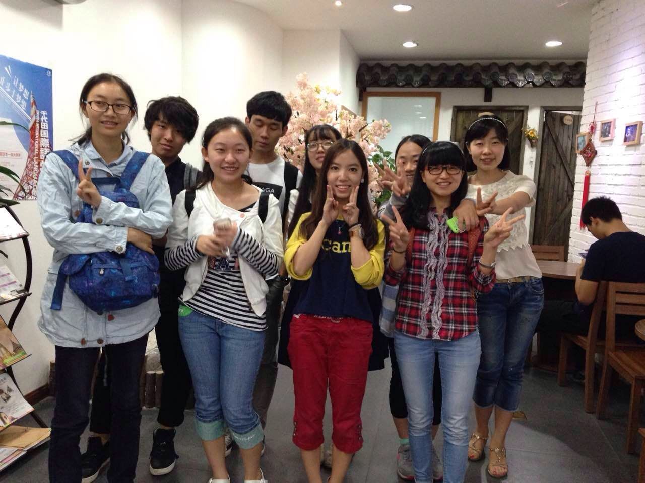 日语出国班毕业照