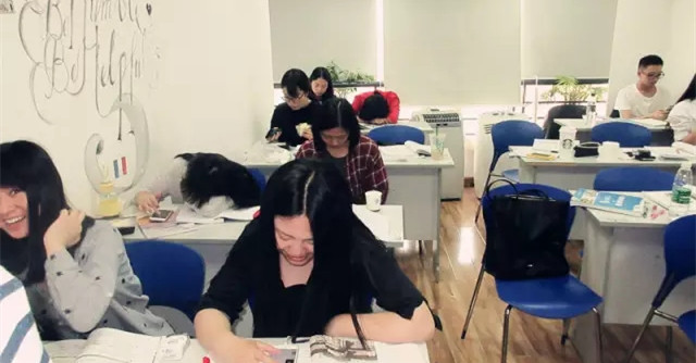 西语周末班课前准备中