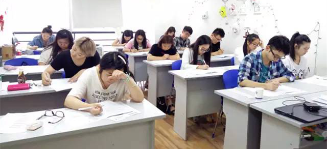 2016年6月意大利语CILS考试