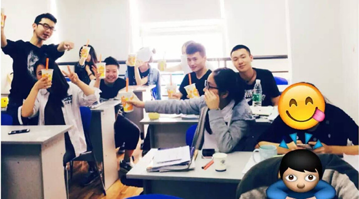 屈老师意大利语B1班