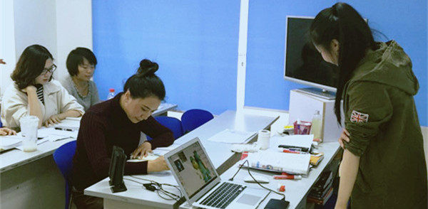 楚楚老师-西班牙语周末班