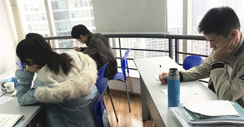 德语全日制出国班（刘秦冉老师）