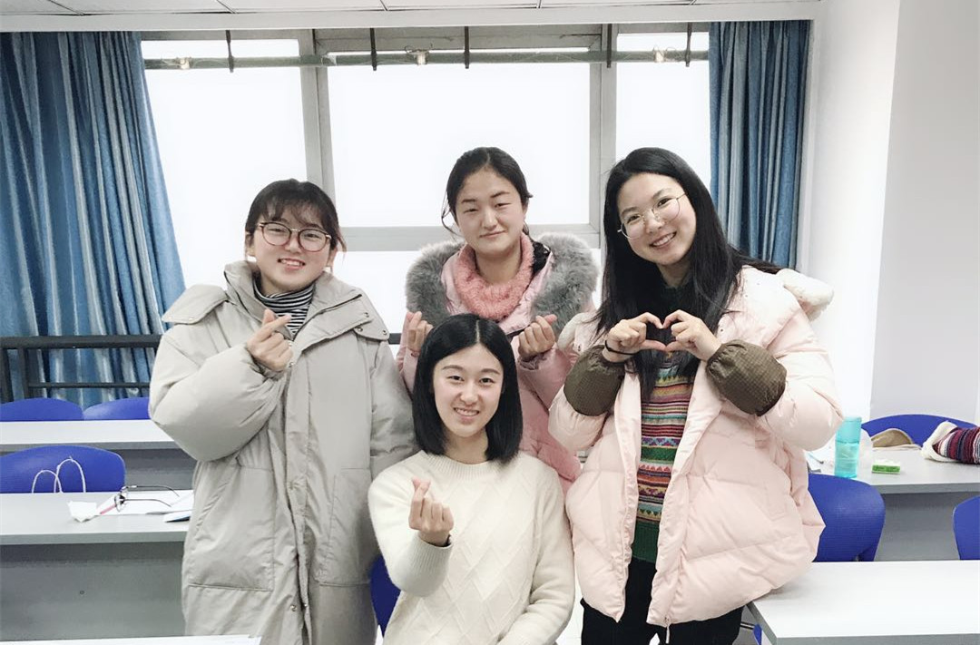 法语初级2班结课（黄岩琪老师）