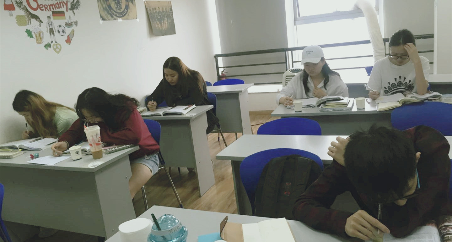 意大利语B1出国班（ 李岚老师）